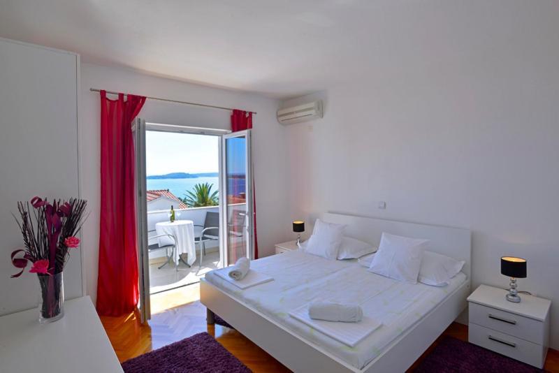 Sunset Apartments Хвар Екстериор снимка