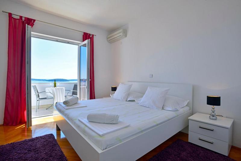 Sunset Apartments Хвар Екстериор снимка