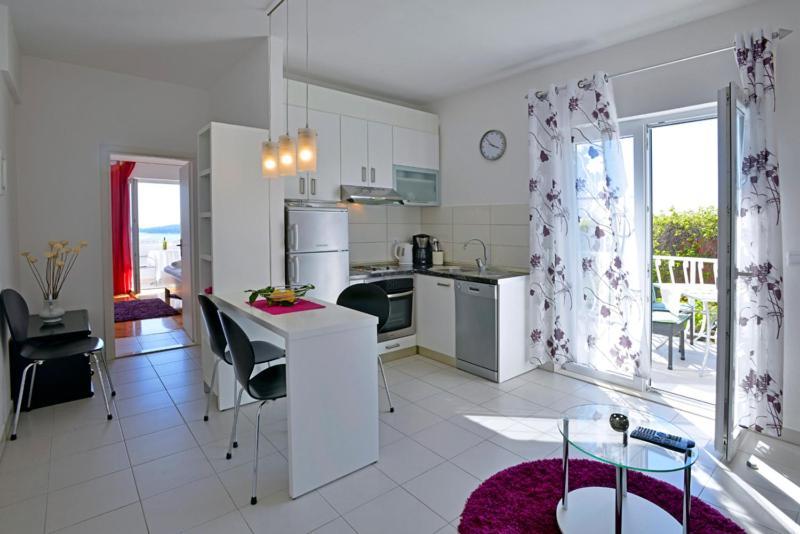 Sunset Apartments Хвар Екстериор снимка