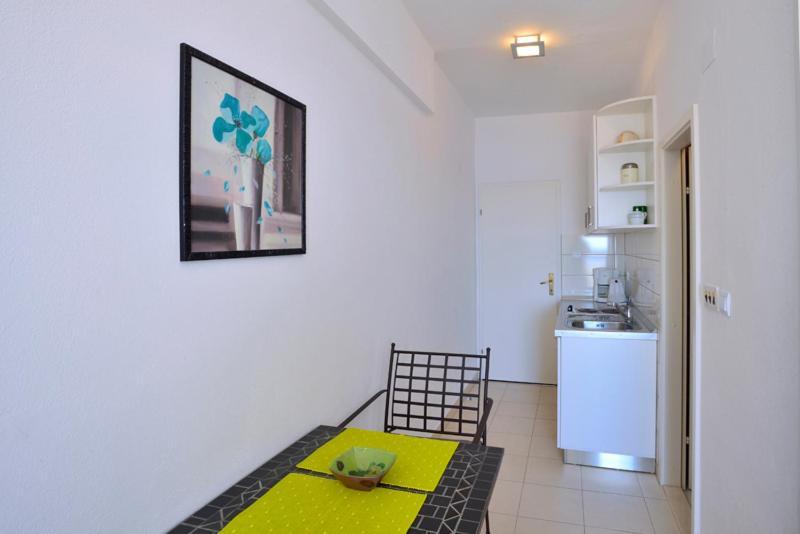 Sunset Apartments Хвар Екстериор снимка